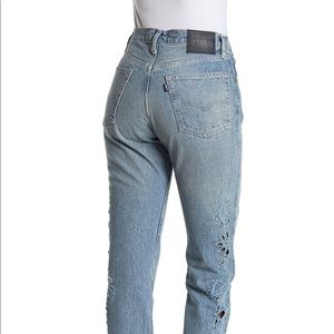 NWT Levi’s cutout crop 501 jeans
